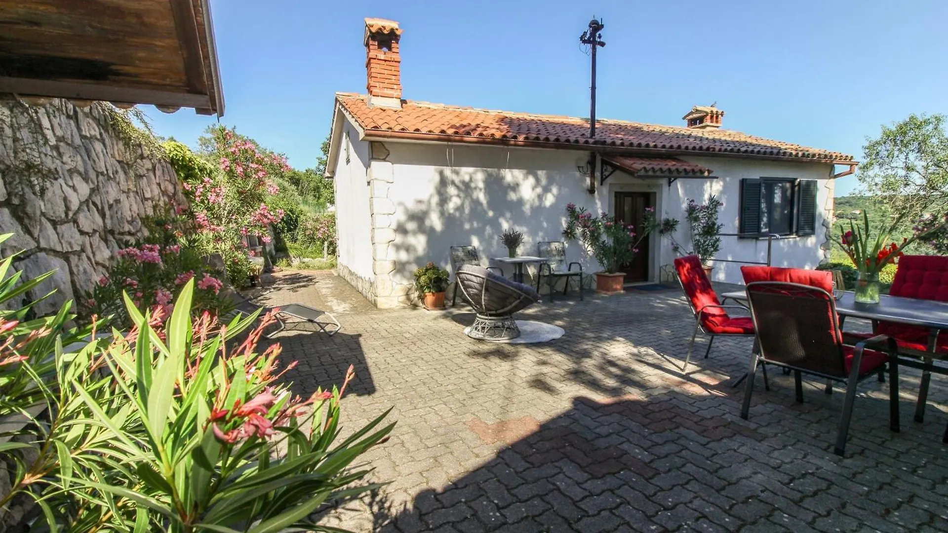 Roza In Sveti Bartol Vikendica Labin (Istria)